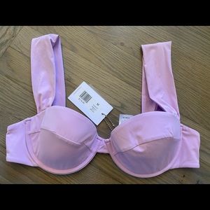 Claudia top 
We Wore What / Weworewhat